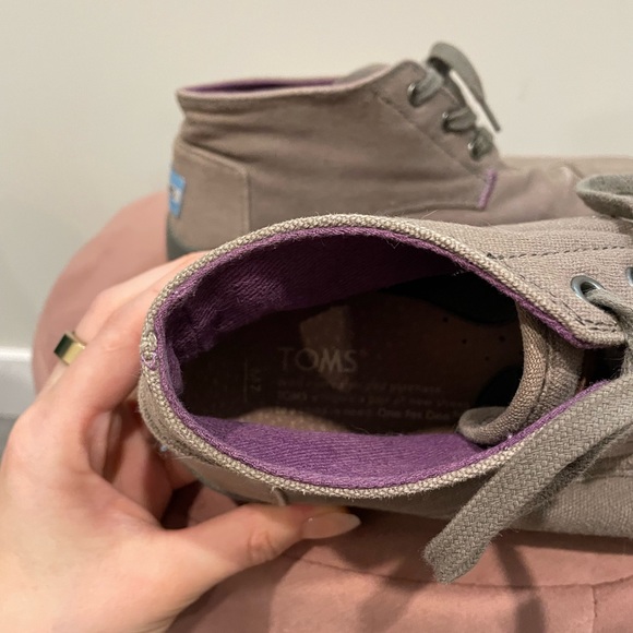 Toms Chucks Light Brown/Gray 7M - Picture 4 of 8